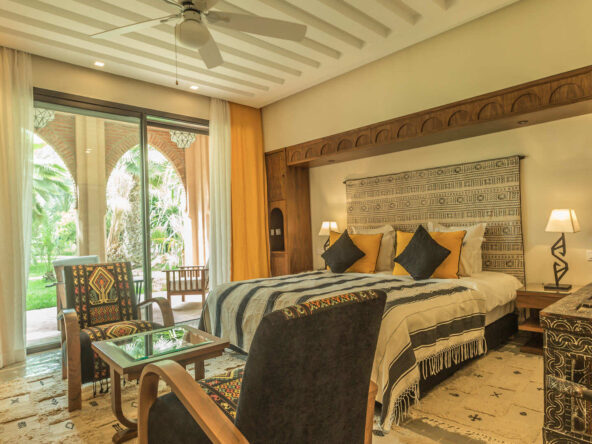 marrakech-villa-palmeraie-spacious-moroccan-master-bedroom